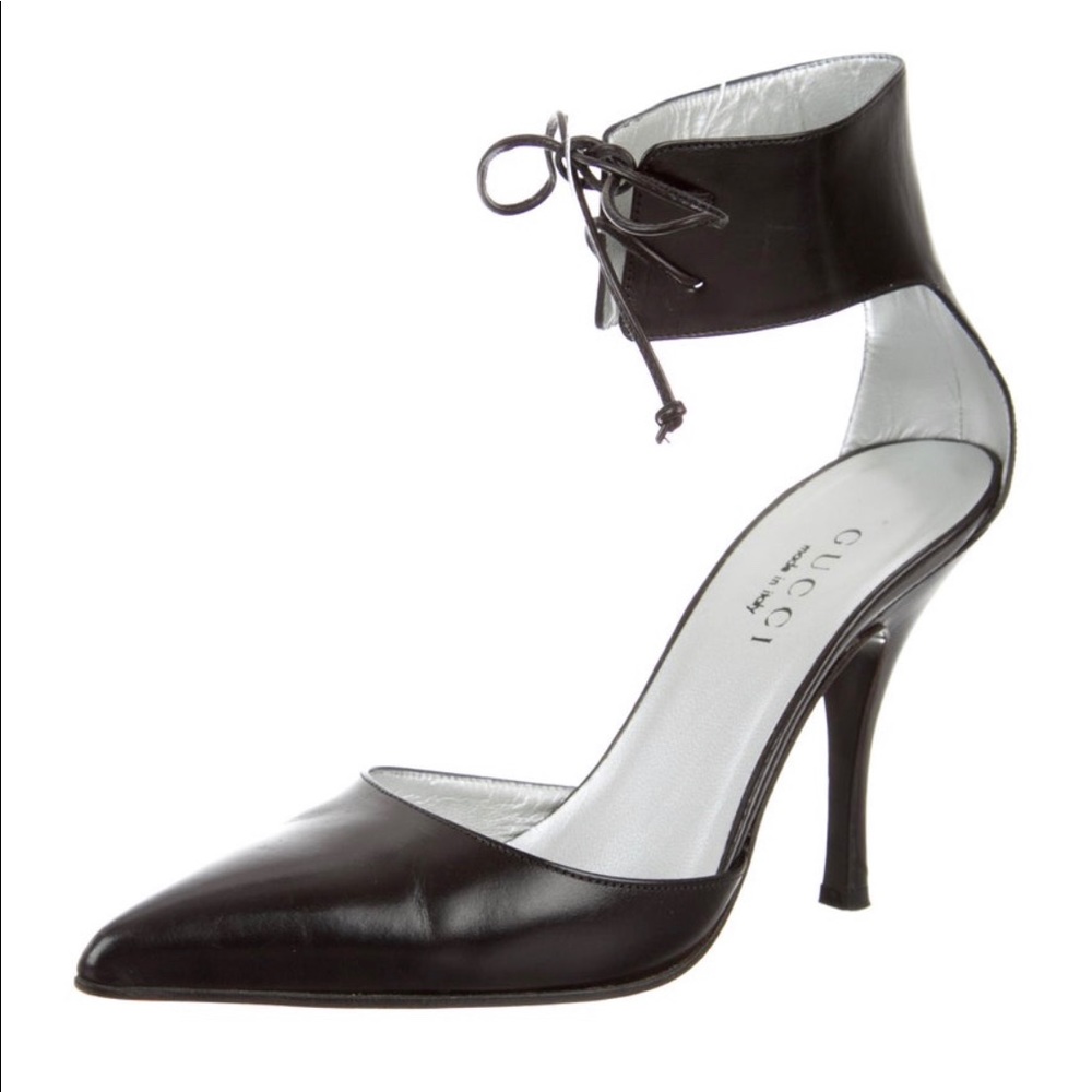 Gucci Black Leather Pointed Toe Ankle Strap Heels